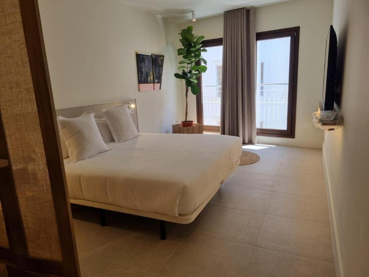 Aparthotel Reina Victoria Velazquez à Alicante Extérieur photo