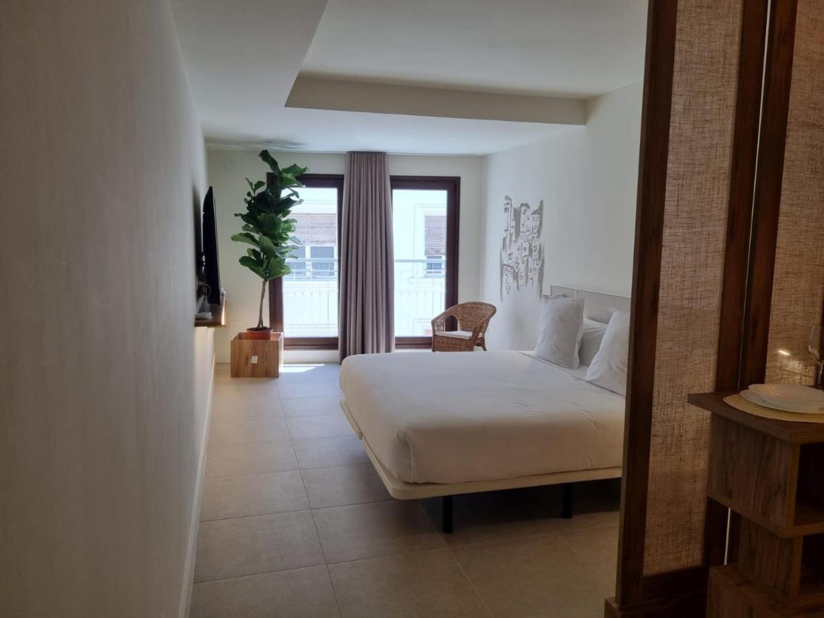 Aparthotel Reina Victoria Velazquez à Alicante Extérieur photo