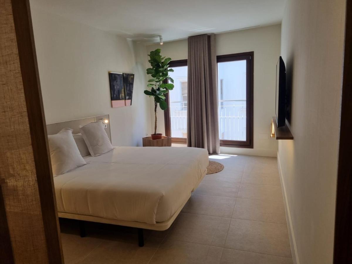 Aparthotel Reina Victoria Velazquez à Alicante Extérieur photo