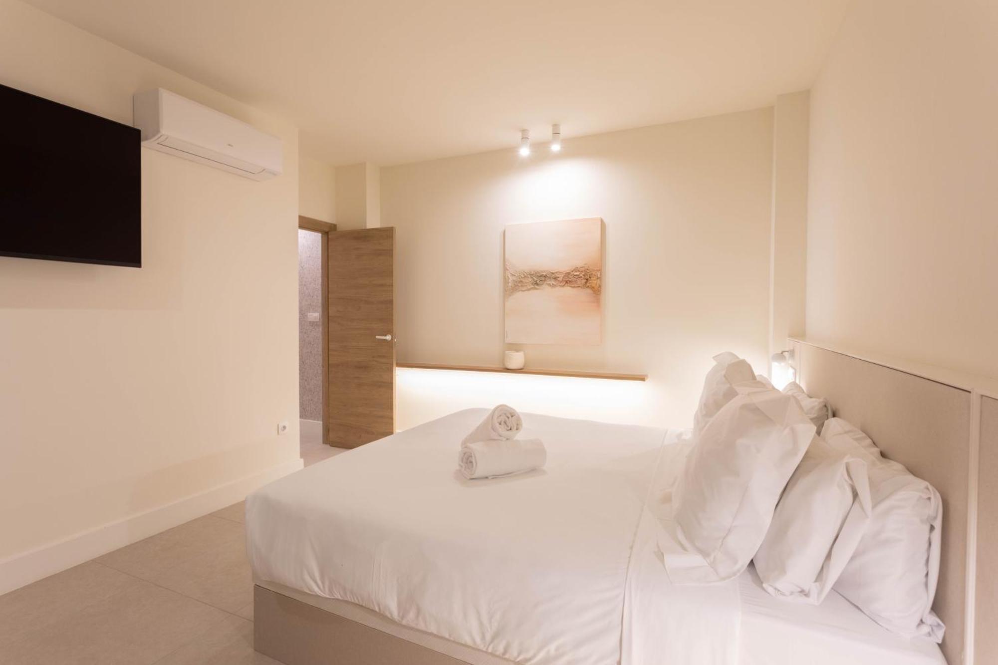Aparthotel Reina Victoria Velazquez à Alicante Extérieur photo