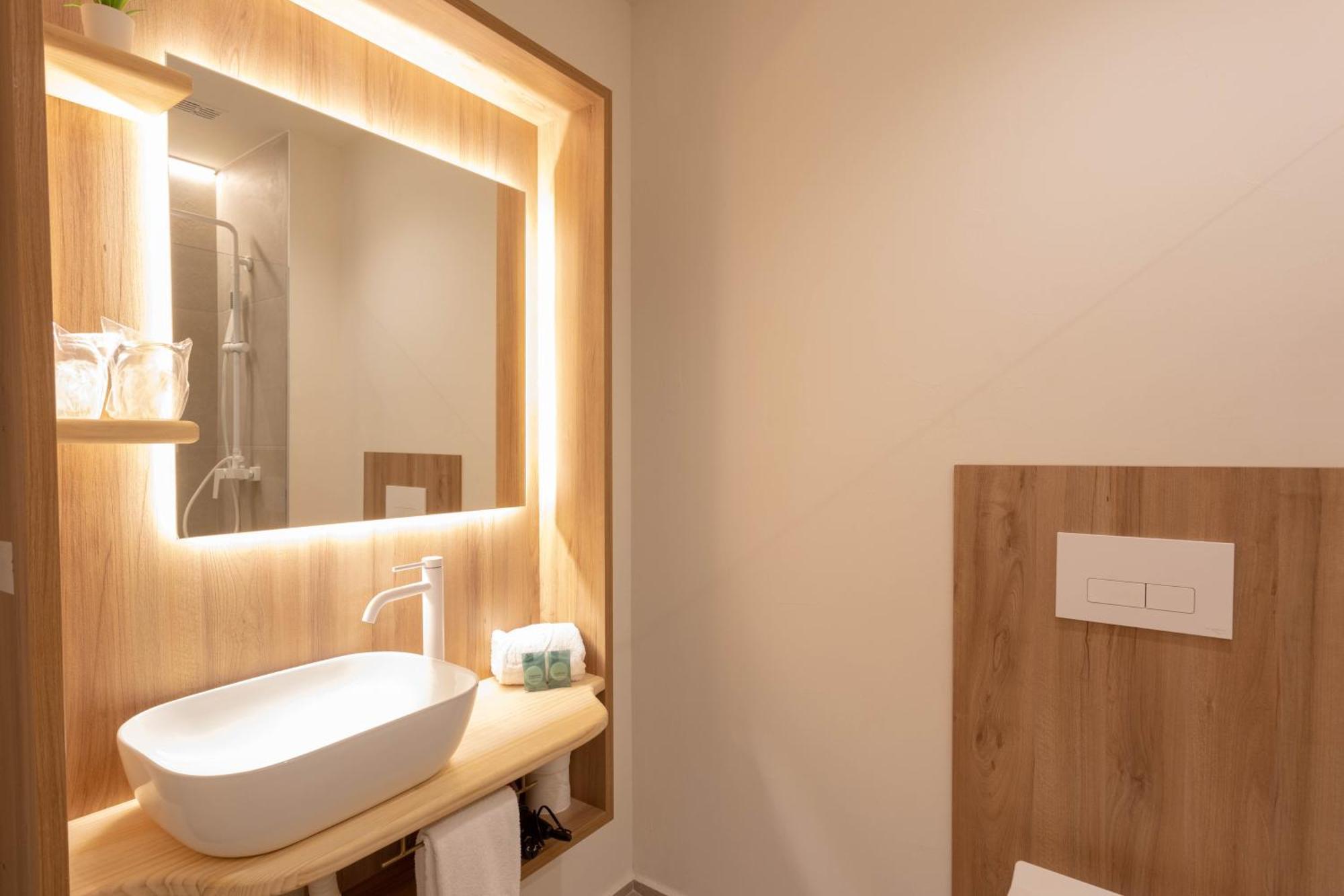 Aparthotel Reina Victoria Velazquez à Alicante Extérieur photo