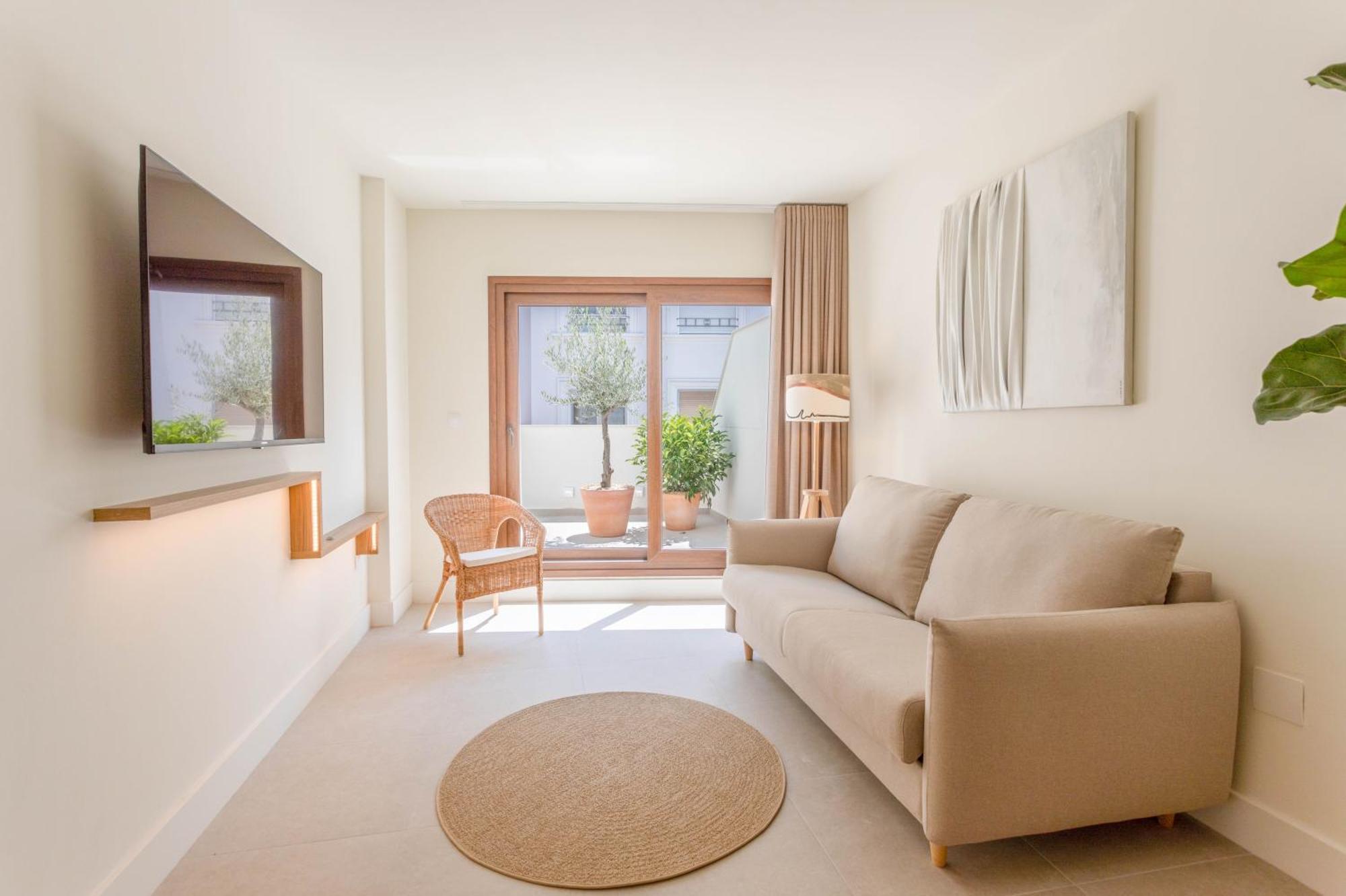 Aparthotel Reina Victoria Velazquez à Alicante Extérieur photo