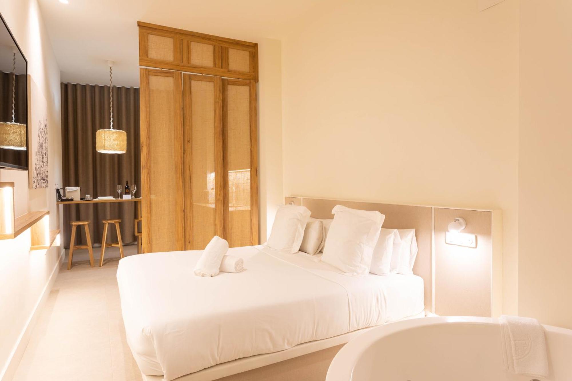 Aparthotel Reina Victoria Velazquez à Alicante Extérieur photo
