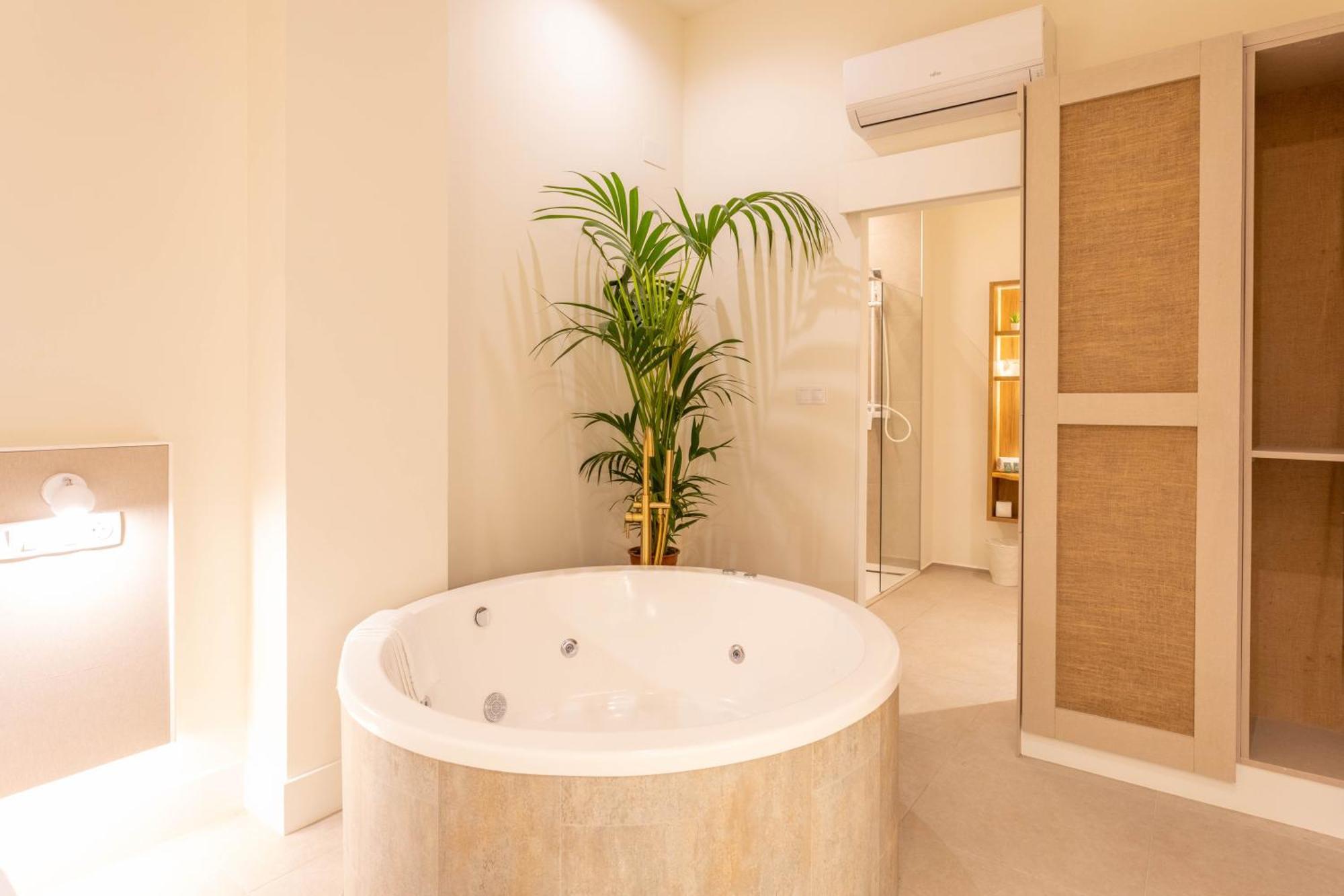Aparthotel Reina Victoria Velazquez à Alicante Extérieur photo