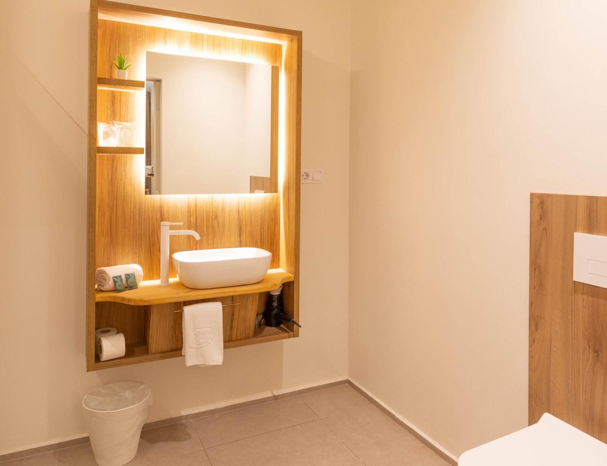 Aparthotel Reina Victoria Velazquez à Alicante Extérieur photo